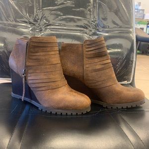 Ankle boots